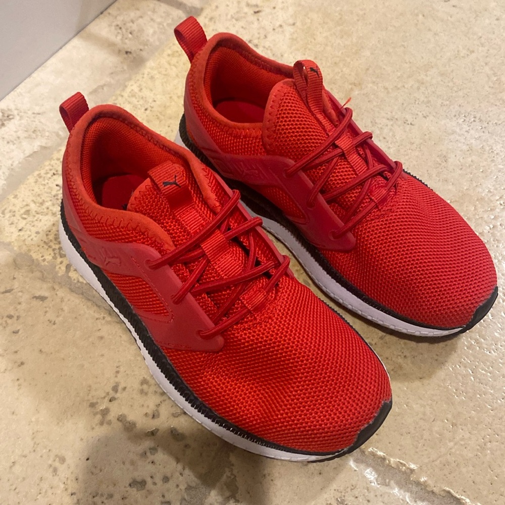 Kids red puma sneakers sz 13